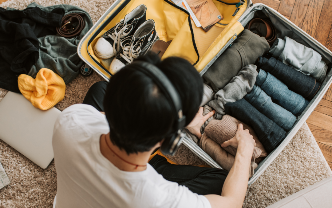 How to Pack Your Closet