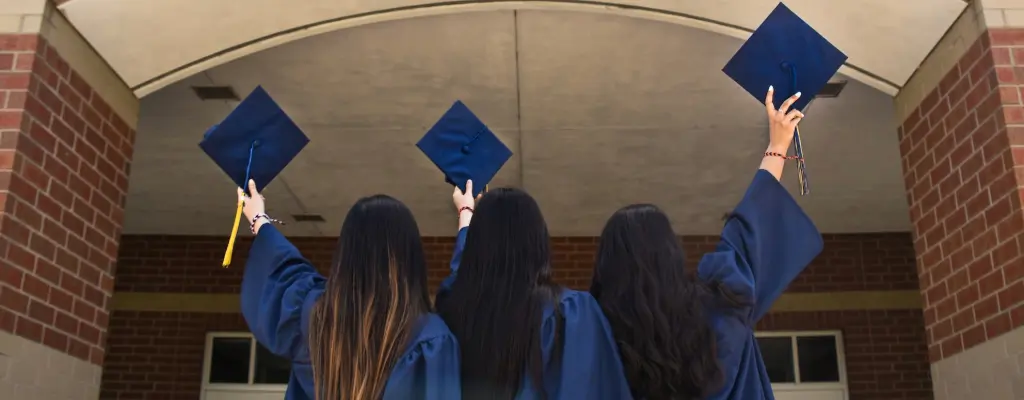 8 Tips on How to Get Into Graduate School