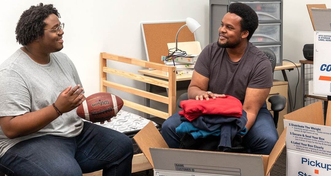 What’s the Best Cheap Dorm or Apartment Move-Out Option?